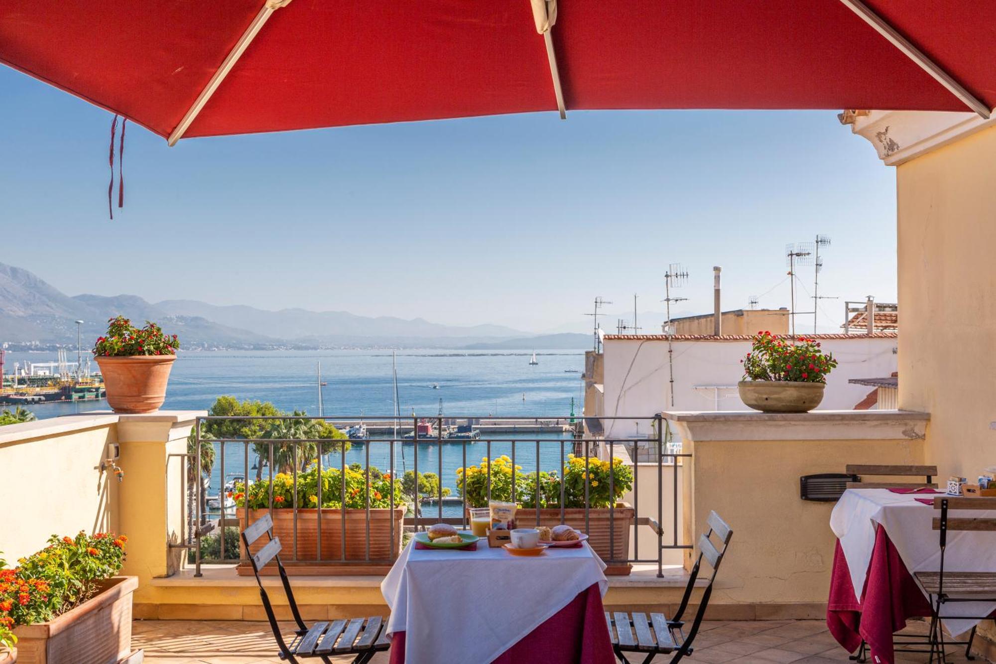 Il Quartuccio Gaeta Bed & Breakfast Exterior foto